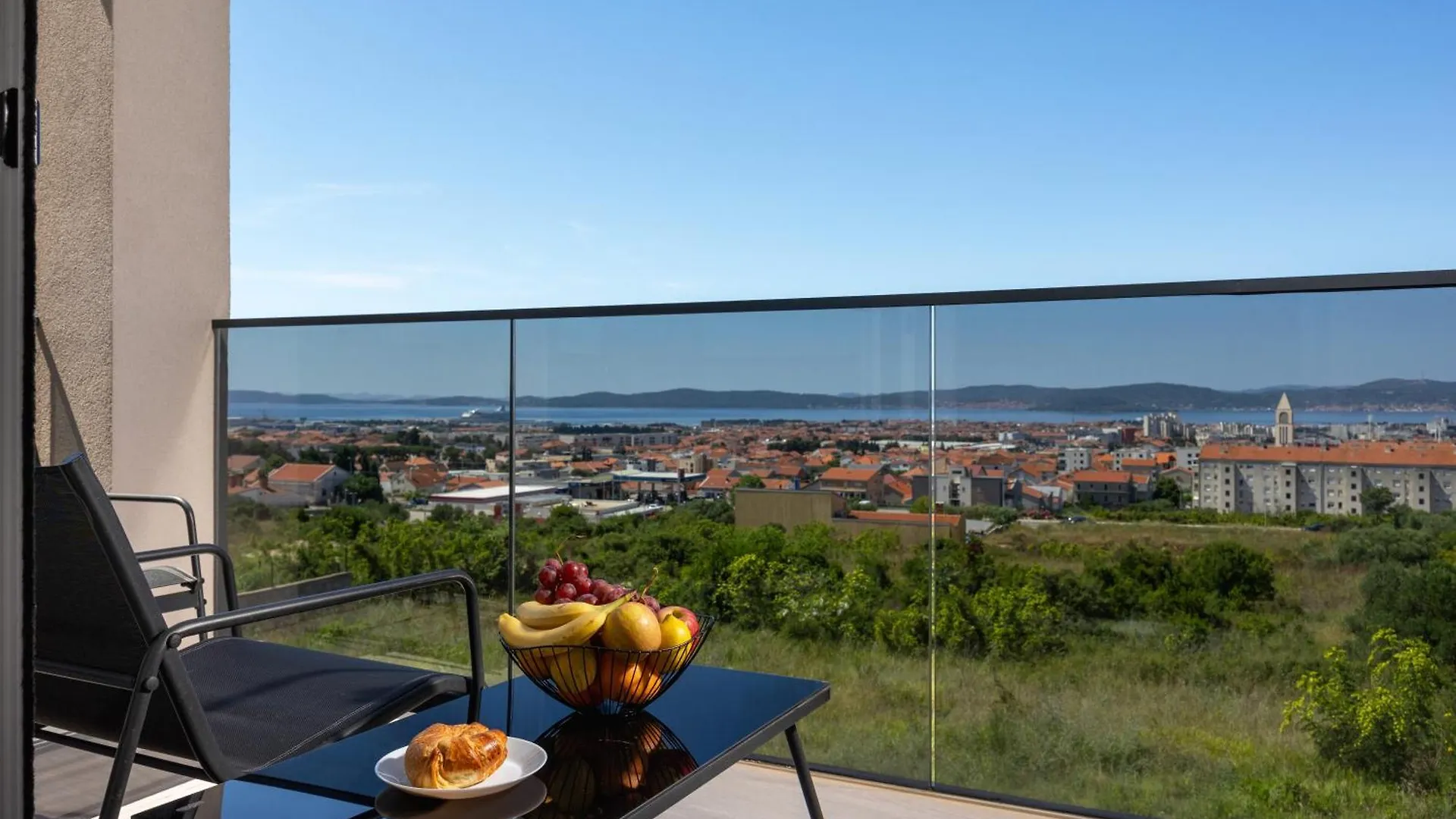 Villa Beverly Hills, Heated Pool, Jacuzzi, 12 People Zadar Croácia